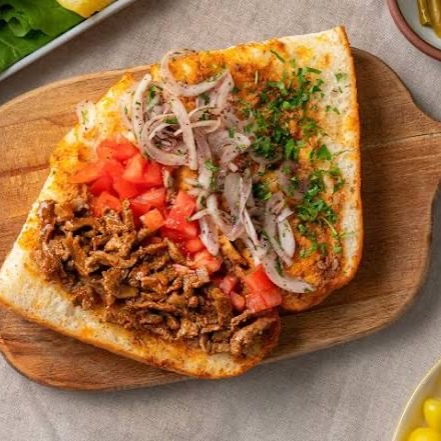 Yarım Ekmek Arası Tantuni