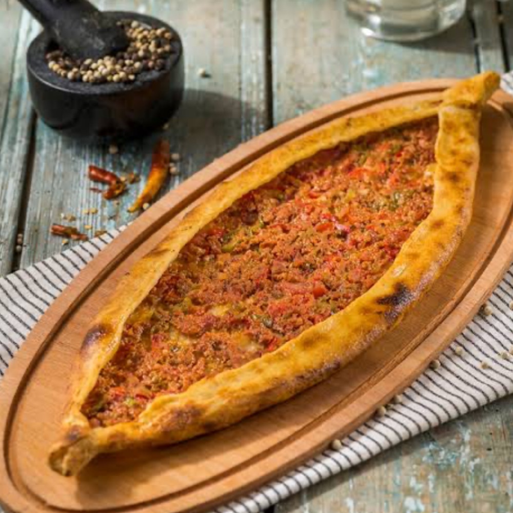 Kıymalı Pide