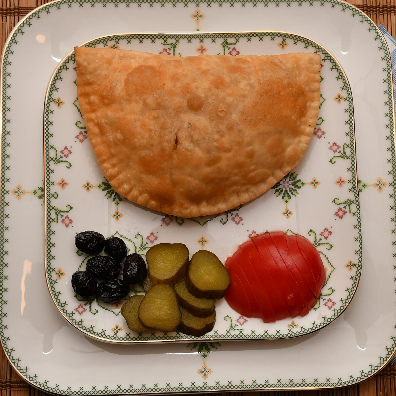 Patatesli Kaşarlı Çi Börek Porsiyon (El Yapımı)(3 Adet)
