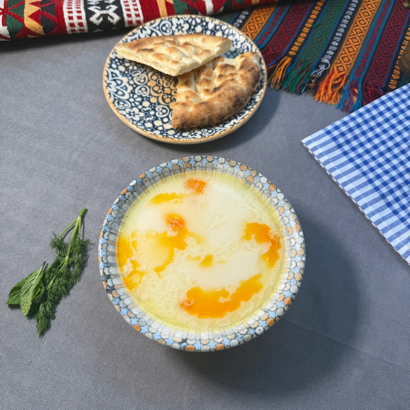 Tavuk Suyu Çorbası