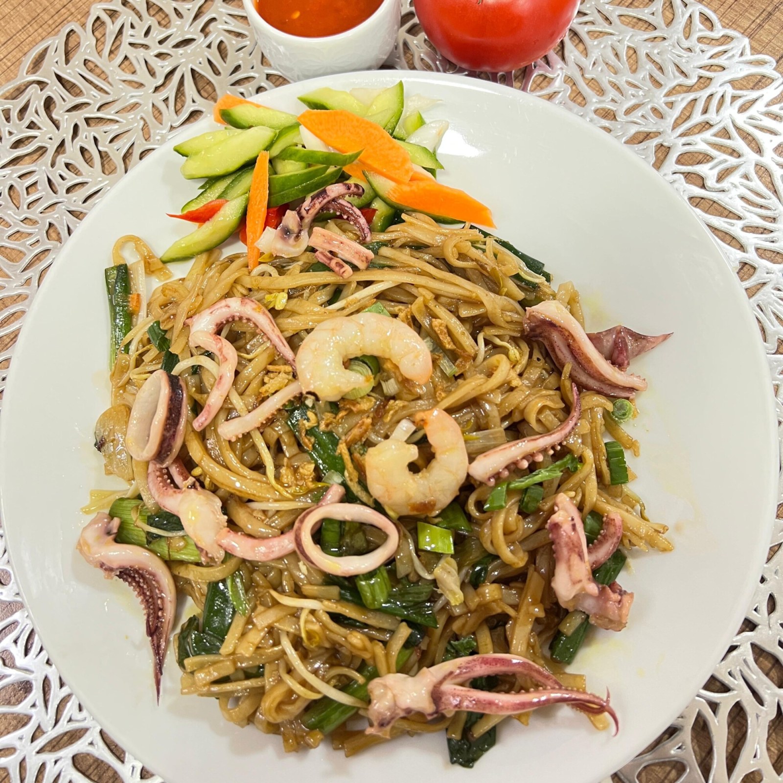 Kwetiau Seafood Indonesian Rice Noodle