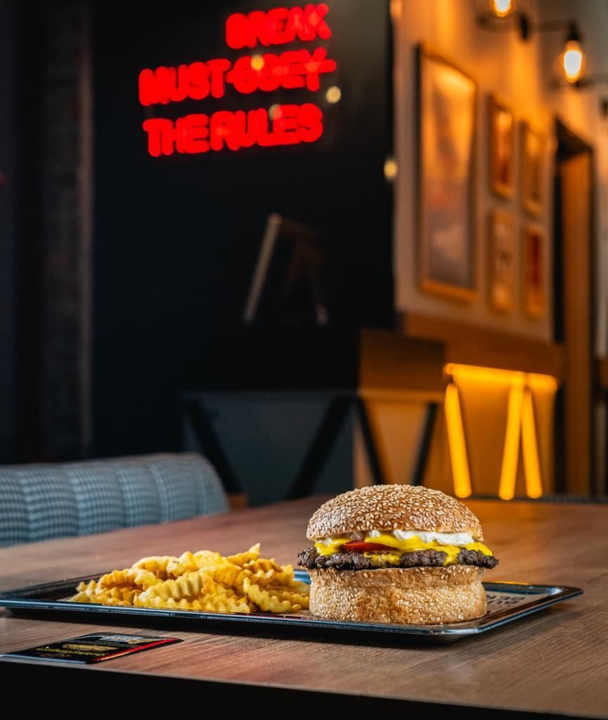 Gang Bang Cheeseburger