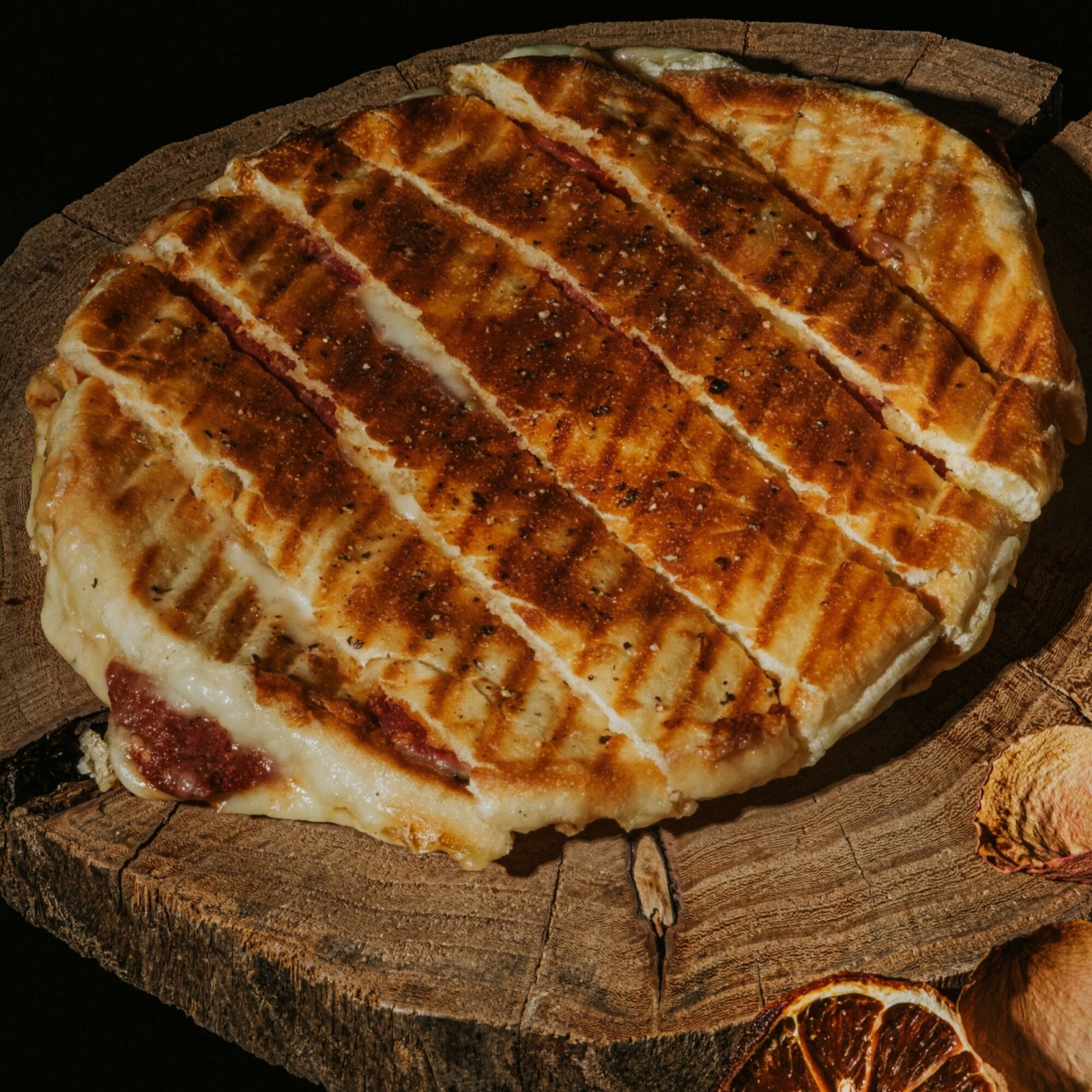 Bazlama Ayvalık Tostu