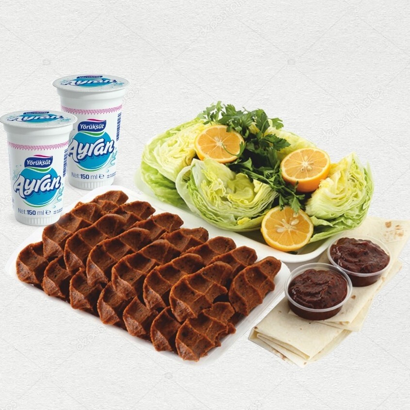 Yarım Porsiyon (250 gr Çiğ Köfte) + 2 Küçük Ayran (2x 170 gr Ayran)