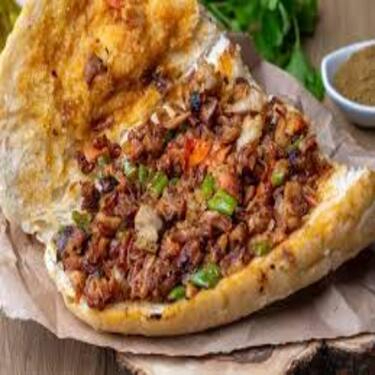 Yarım Ekmek Special Süt Kuzu Kokoreç