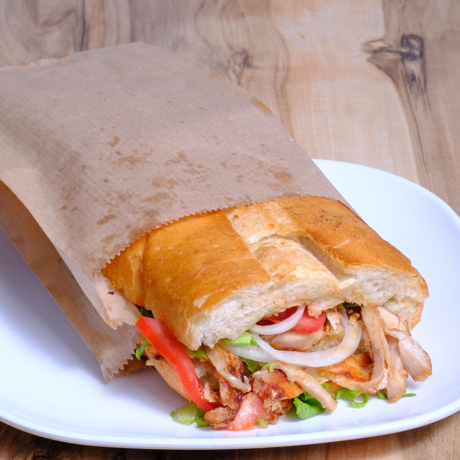 Ekmek Arası Tavuk Döner