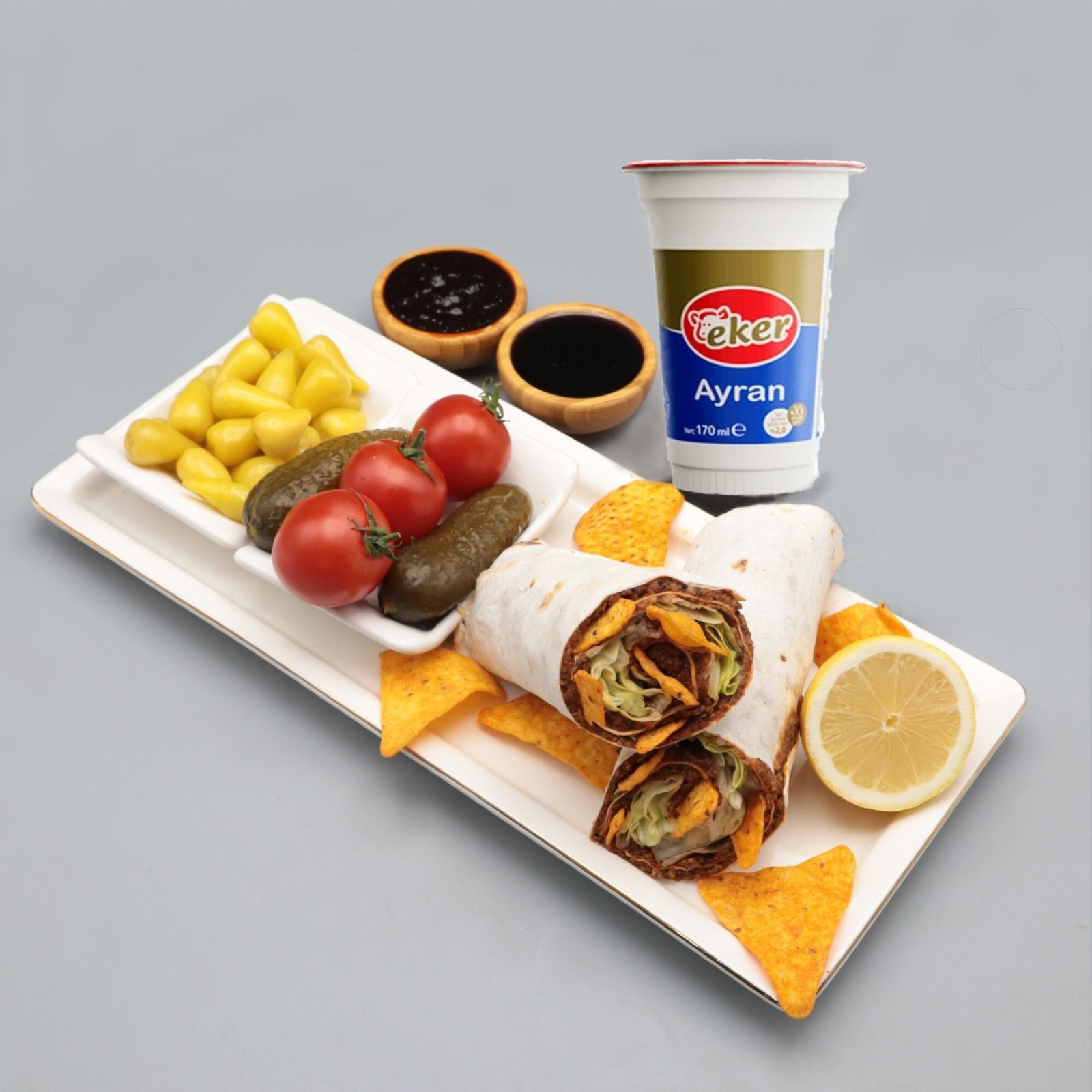 Patoslu Midi Çiğ Köfte Dürüm (85 gr) & Eker Ayran (170 ml)