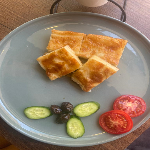 Su böreği ( Porsiyon )