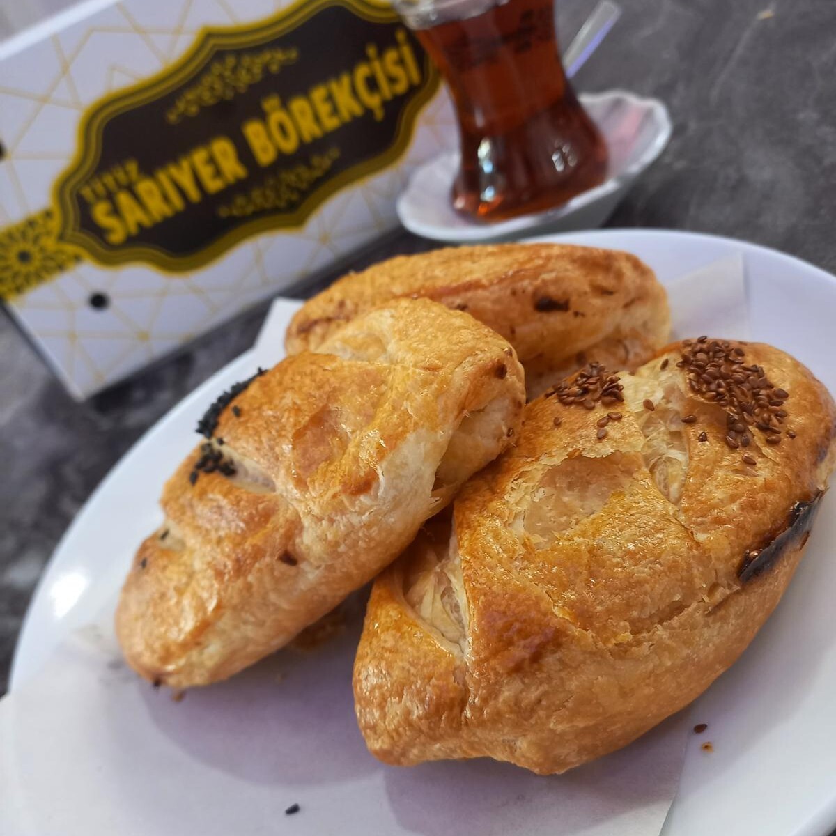 Peynirli Karaköy Poğaçası (Adet)