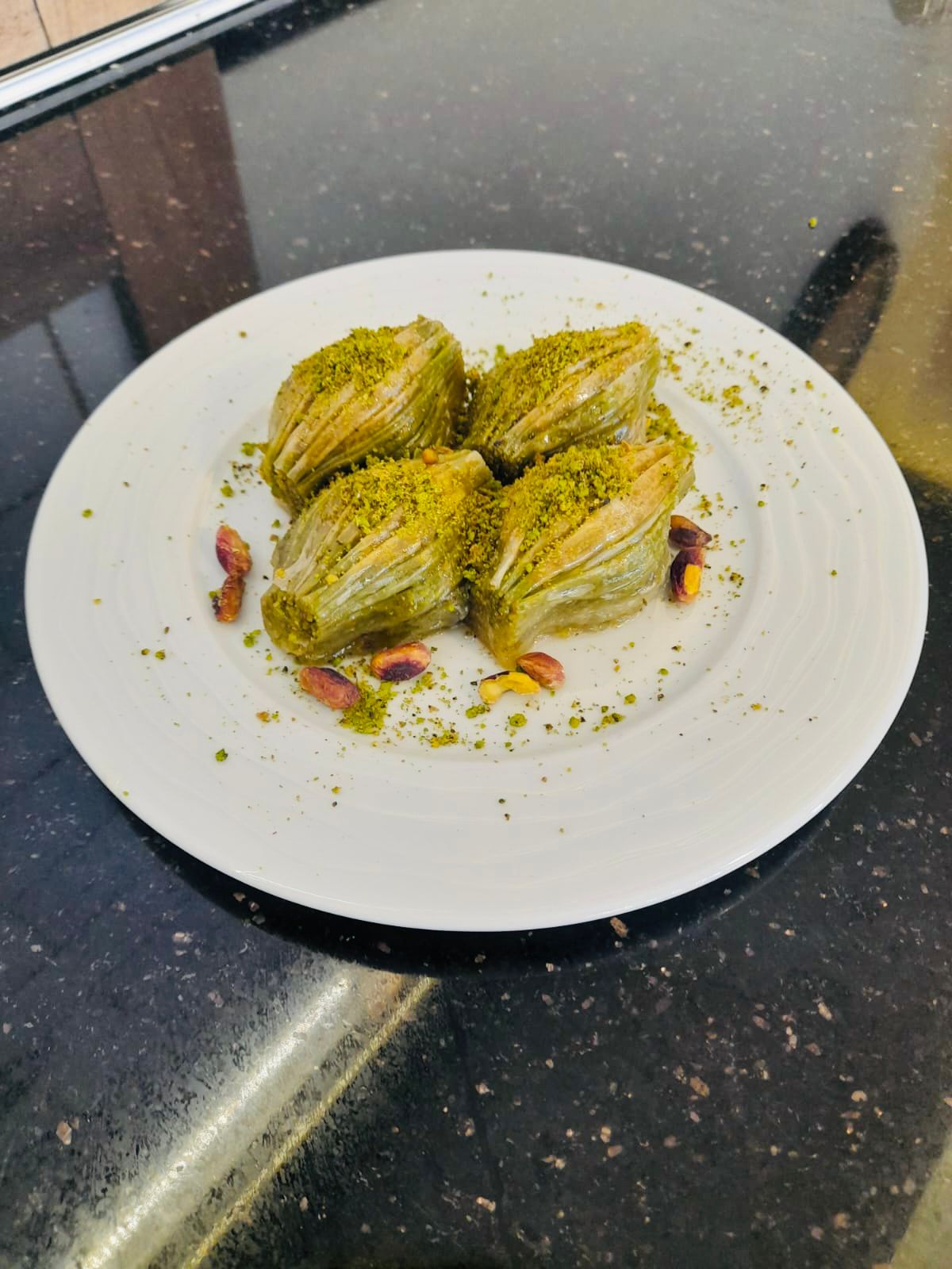 Fıstıklı Midye (1 Kg.)