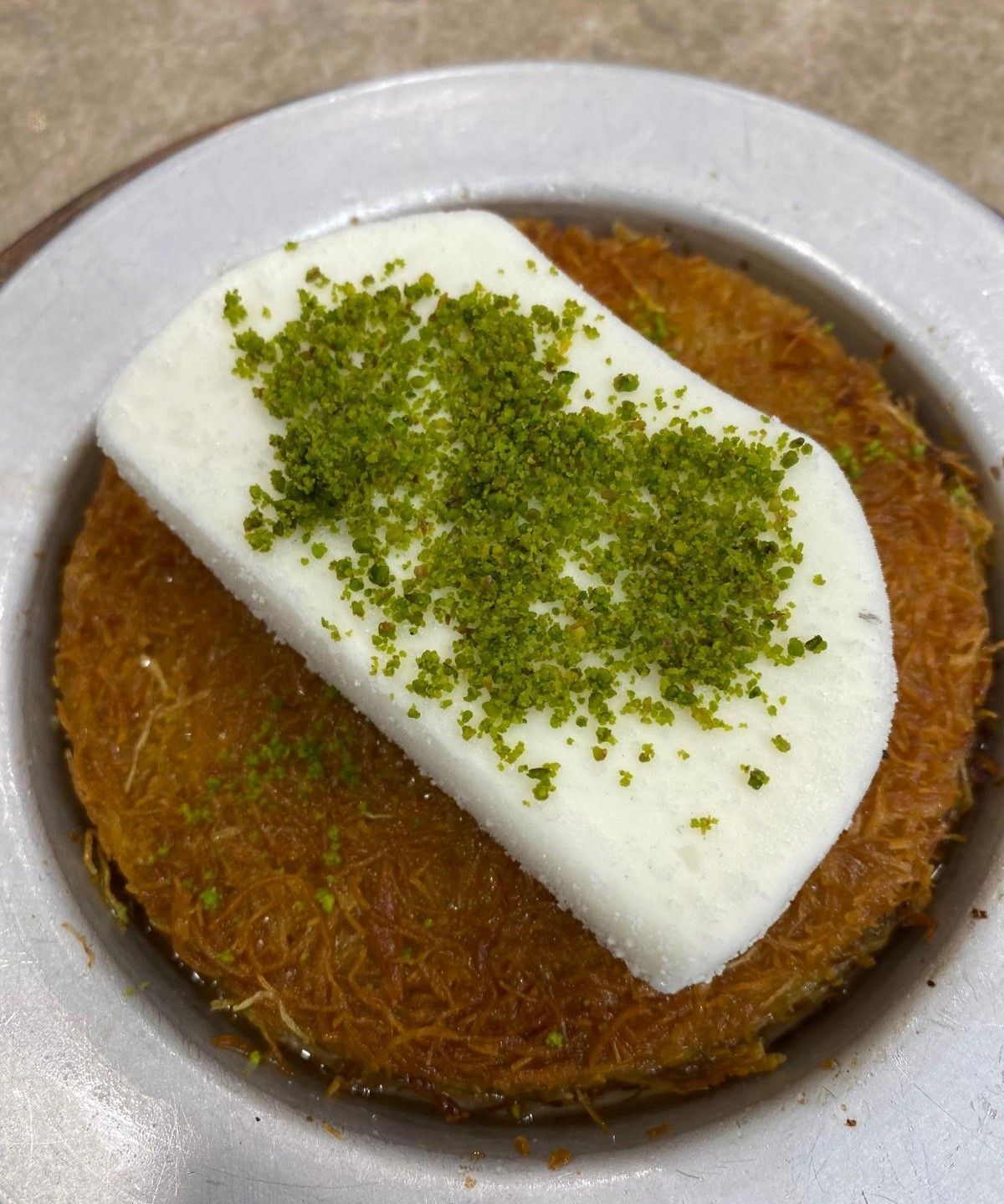 Tek Kişilik Peynirli Künefe + Dilim Dondurma