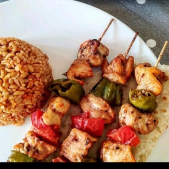 Öğrenci Dostu 1 Kilo Tavuk Şiş
