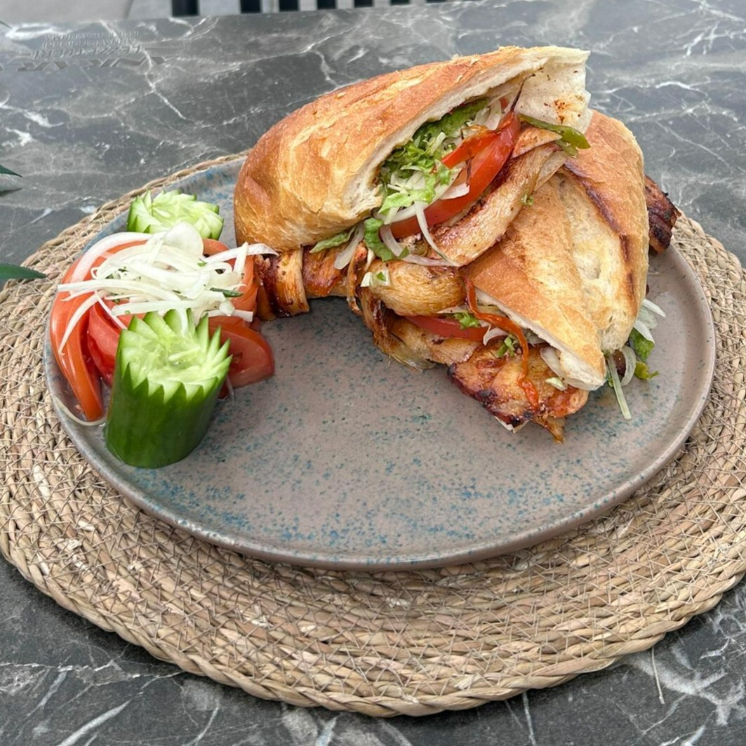 Ekmek Arası Döner (200 gr)