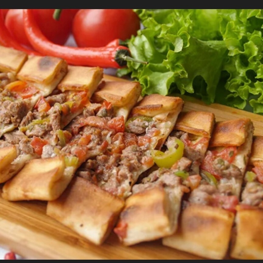 Kuşbaşılı Pide