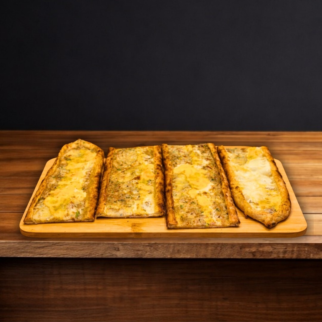 Kuşbaşılı Yumurtalı Pide