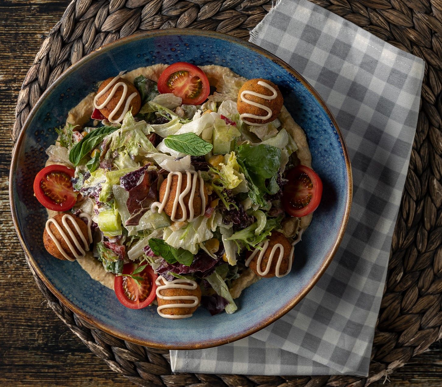 Falafel Salata