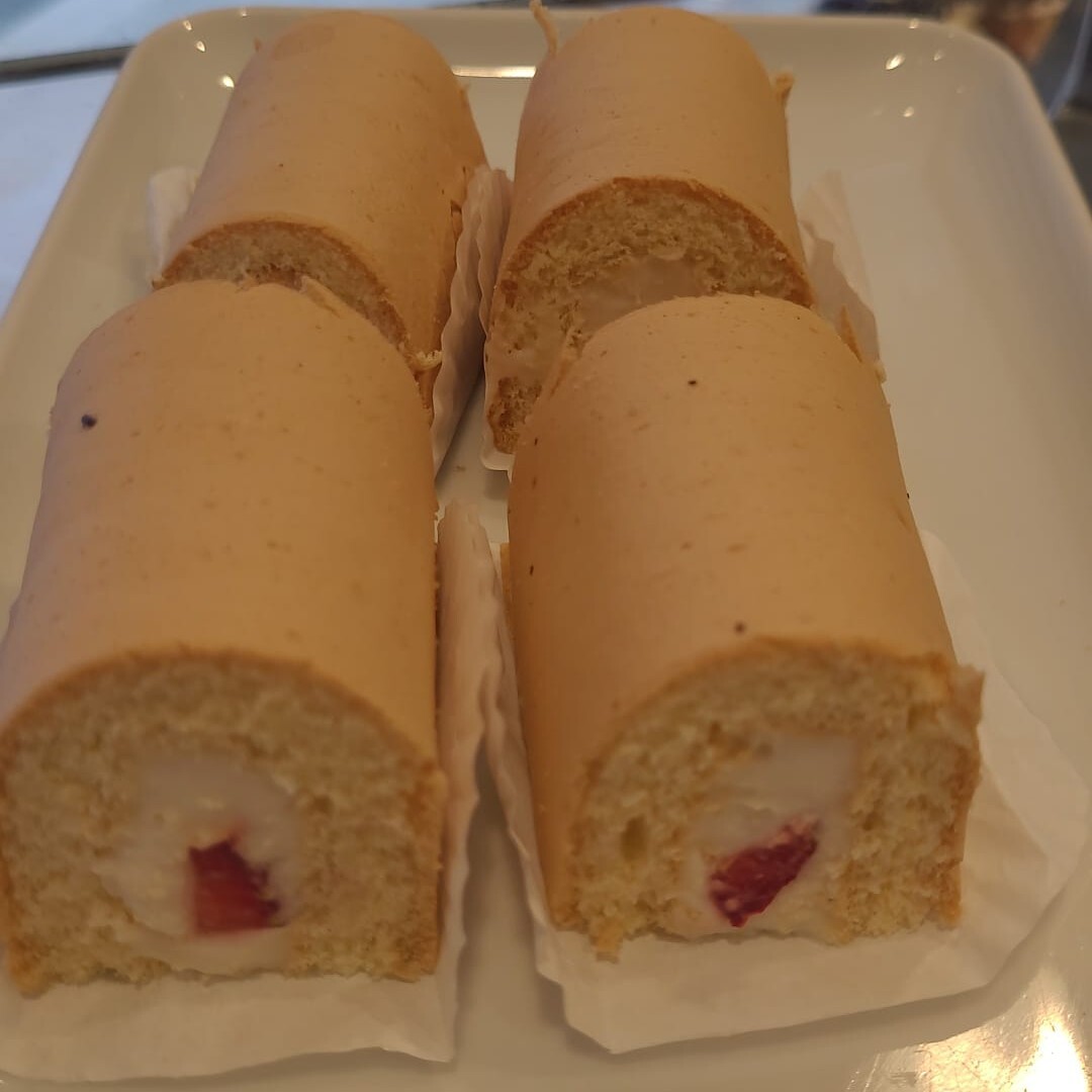 Çilekli Rulo (500 gr)