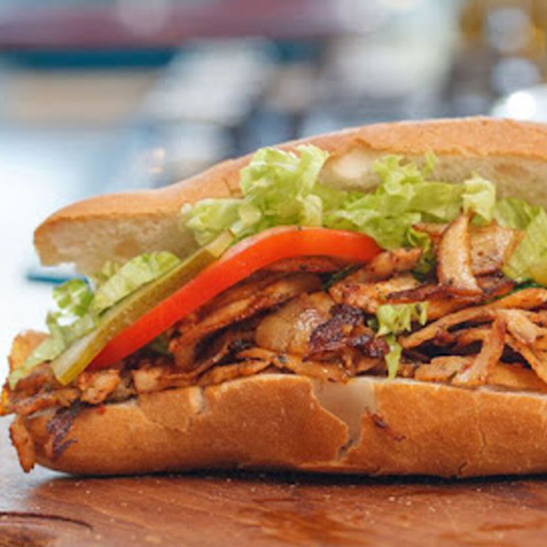 Ekmek Arası Tavuk Döner