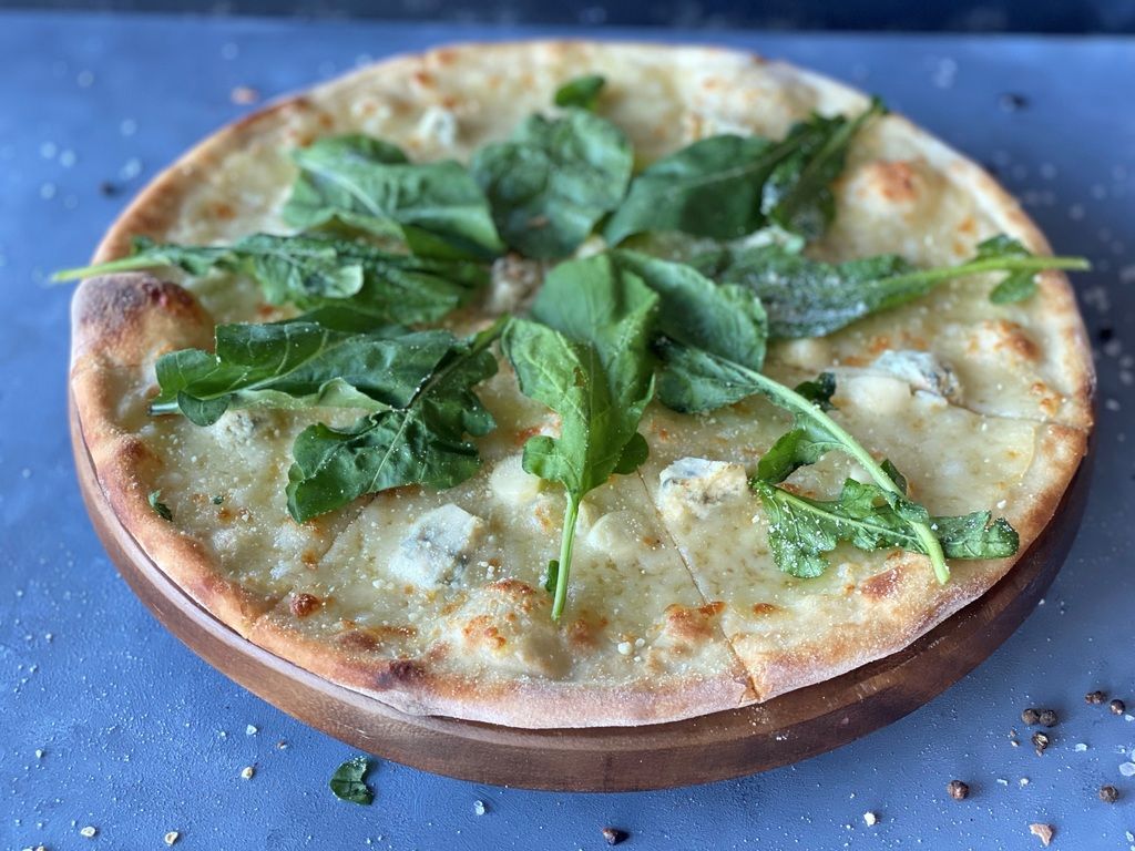 Quattro Formaggi Pizza (33 cm.) (Büyük)