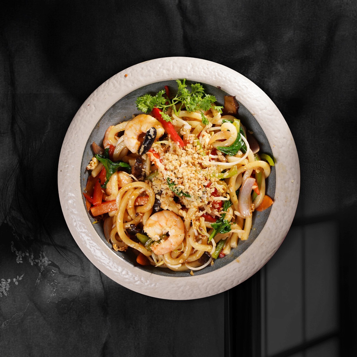 Chili Soslu Karidesli Udon