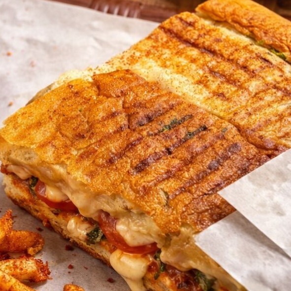 Üç Çeyrek Ekmek Arası Karışık Tost