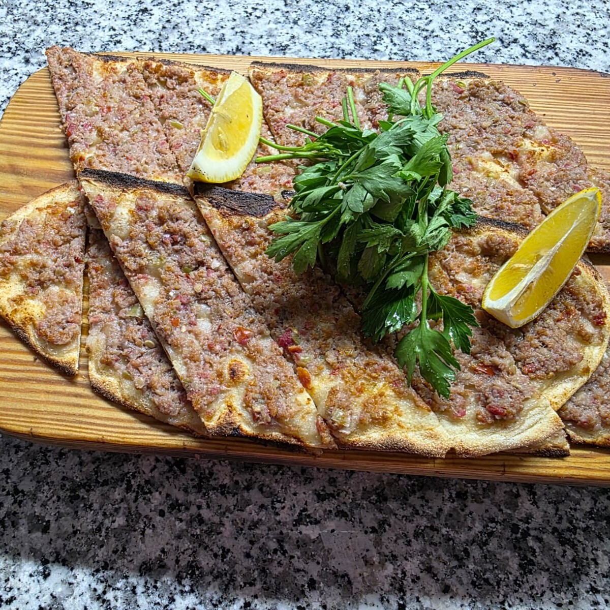 Kıymalı Pide