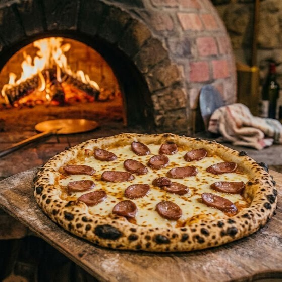 Sucuklu Pizza