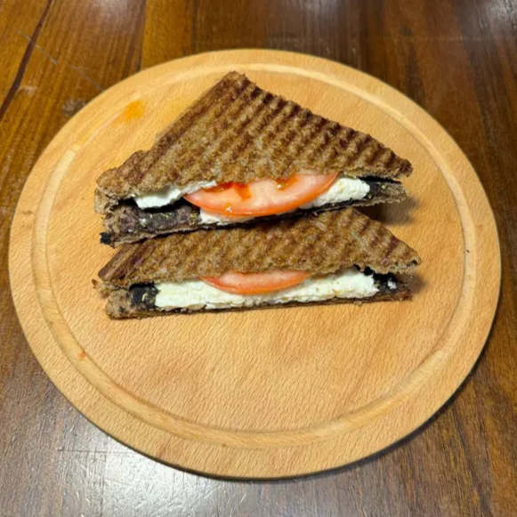 Akdeniz Tost