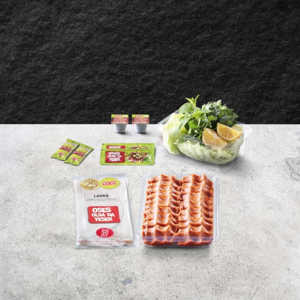 Çiğ Köfte (500 gr.) ( 4 İçecek Menü )