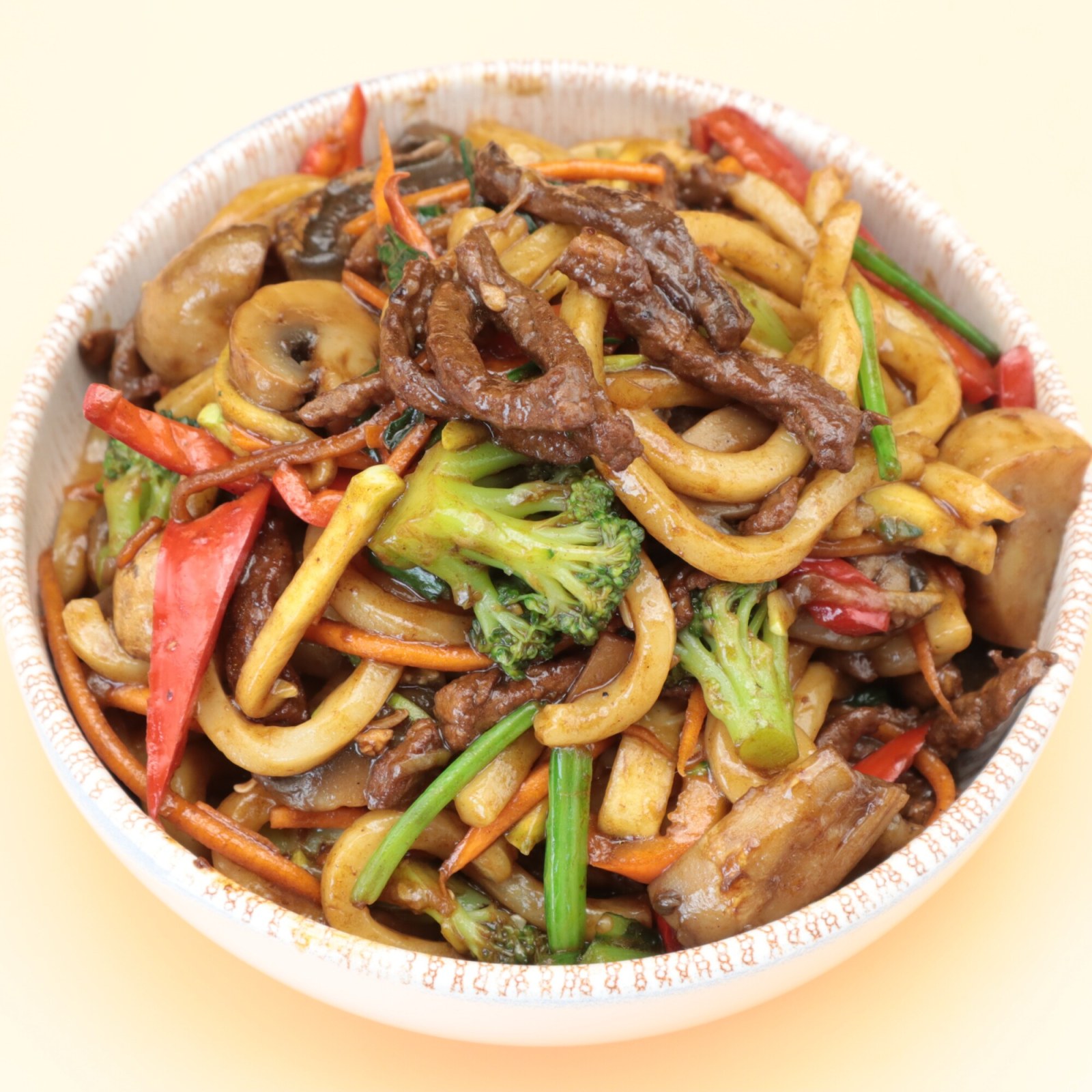 Dana Etli Sebzeli Udon Eriştesi