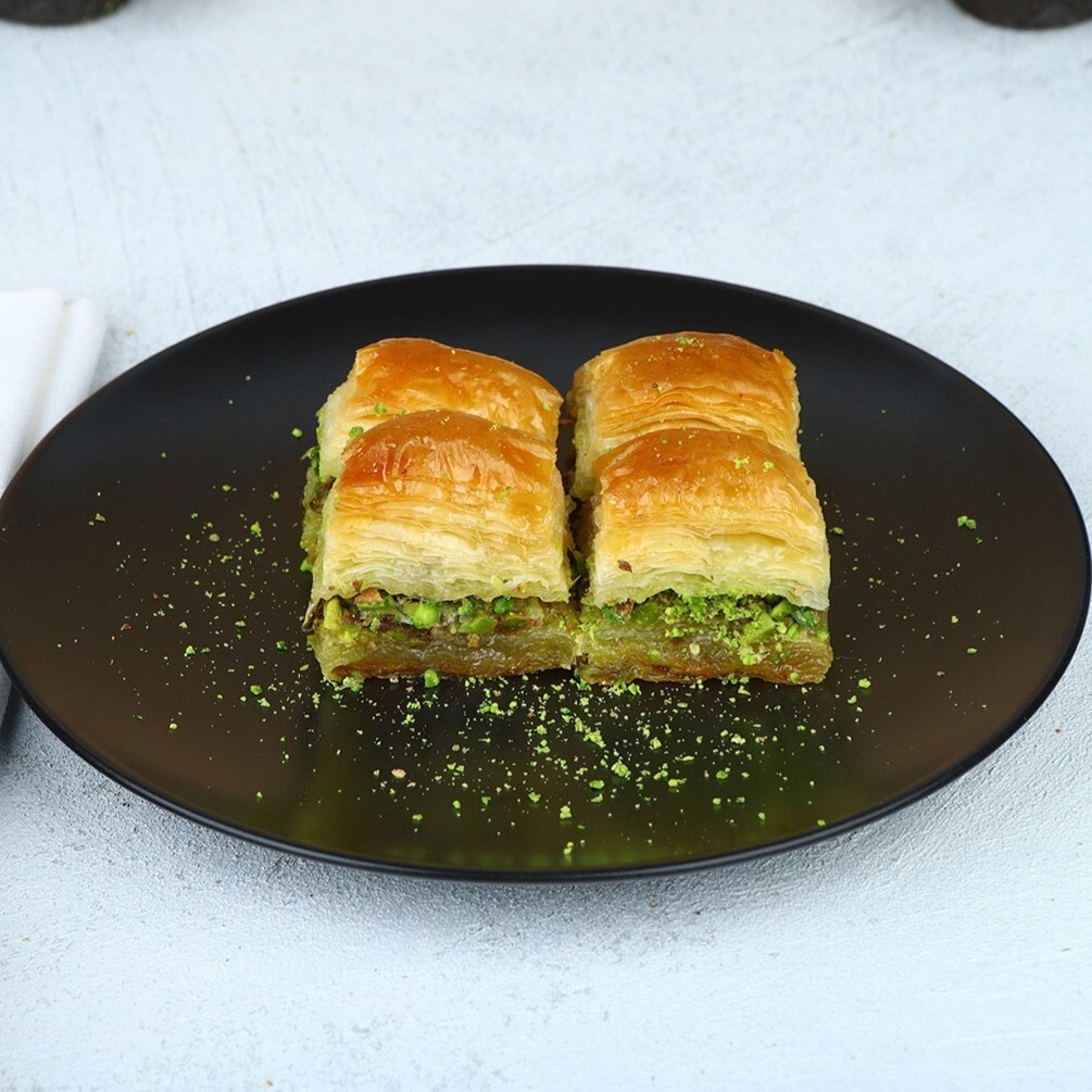 Sade Yağlı Fıstıklı Baklava(250gr)