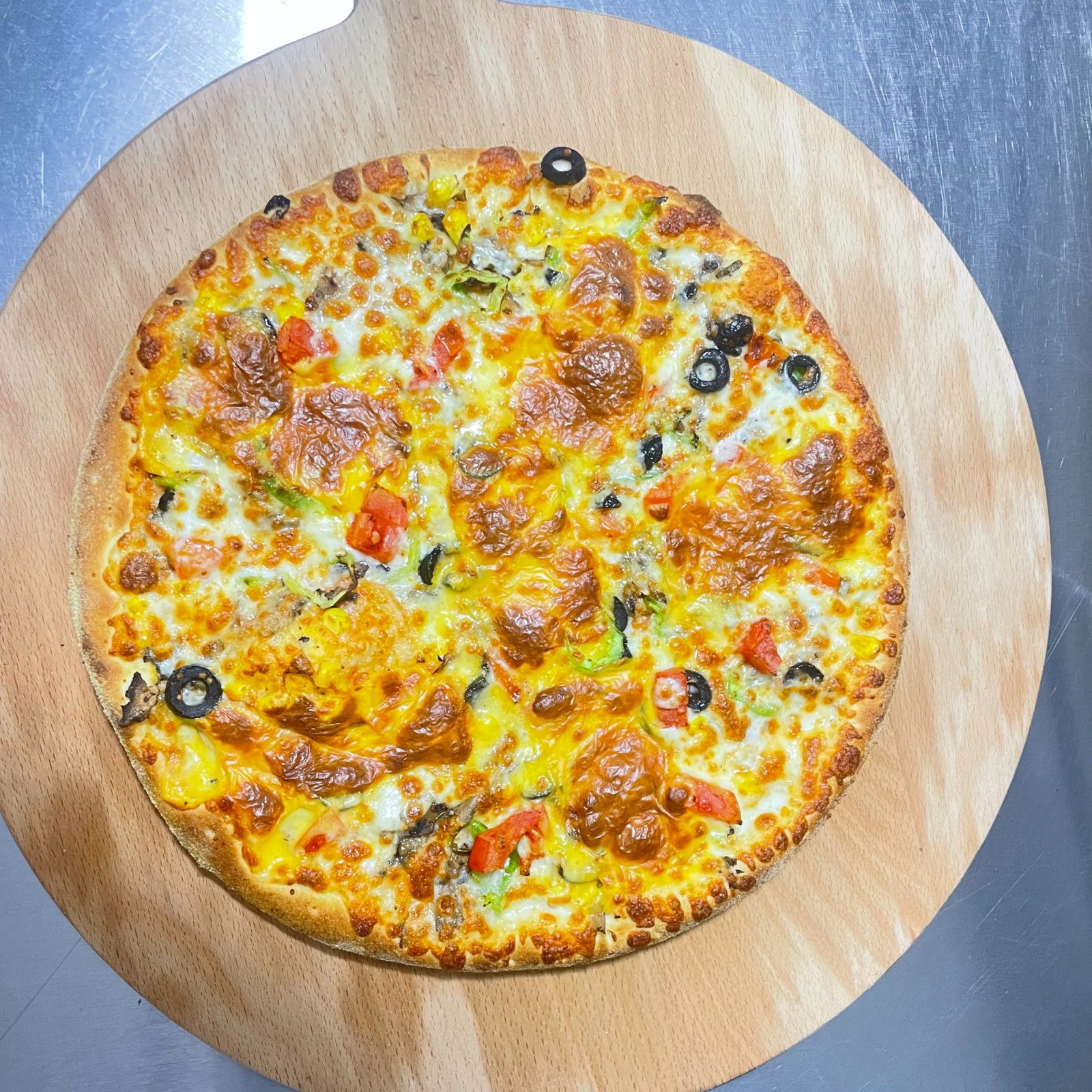 Cheddarlı Karışık Orta pide-27 Cm 6 Dilim