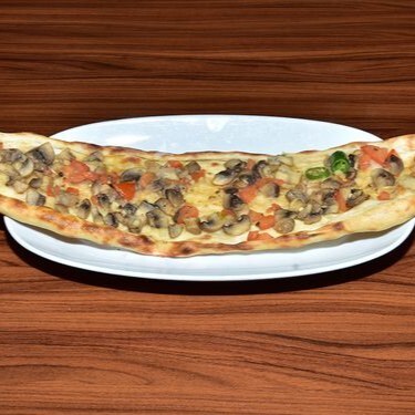 Mantarlı Pide