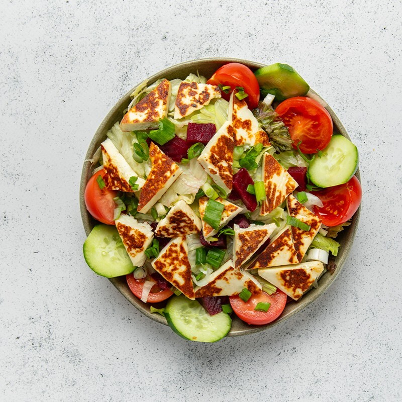 Kızarmış Peynirli Salata (540,15 KCal)