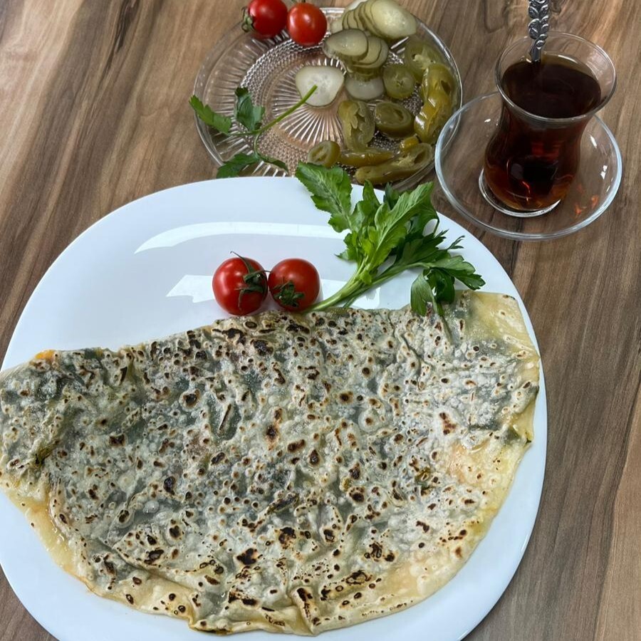 Patatesli Peynirli D Börek