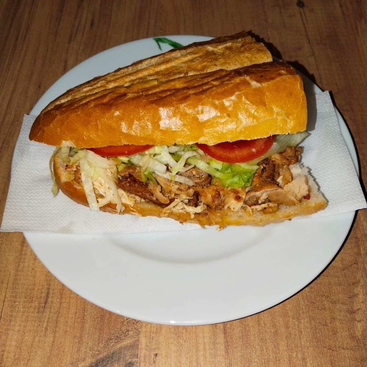 Ekmek Arası Soslu Tavuk