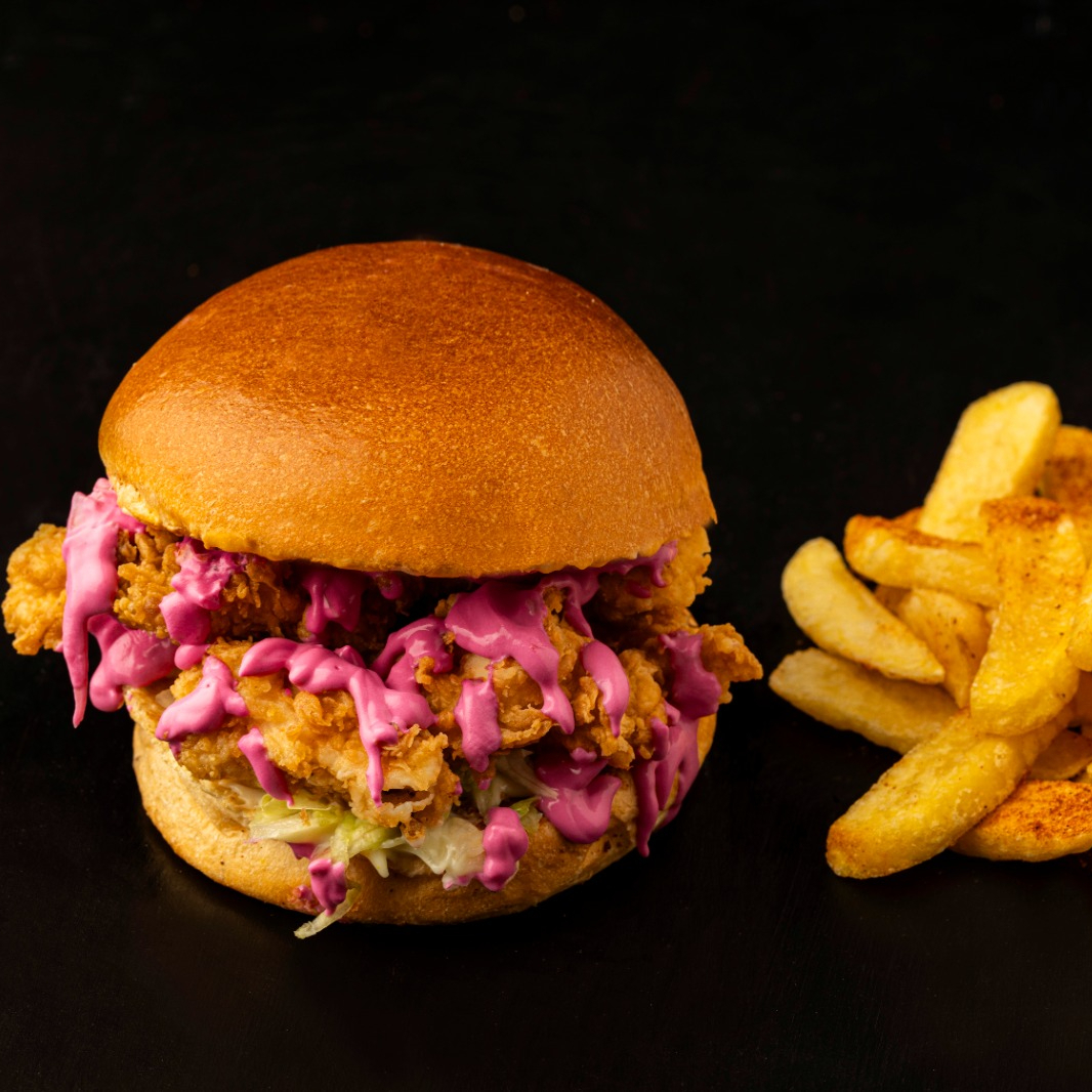 MONA LISA CHICKEN BURGER MENU