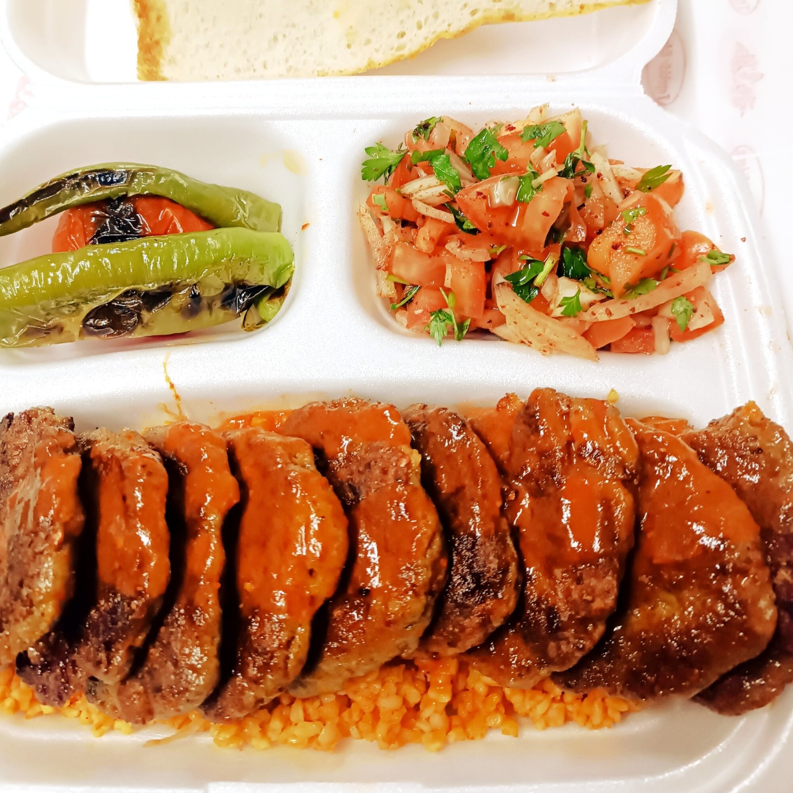 1,5 Pilav Üstü Köfte+haydari+Ayran+Turşu