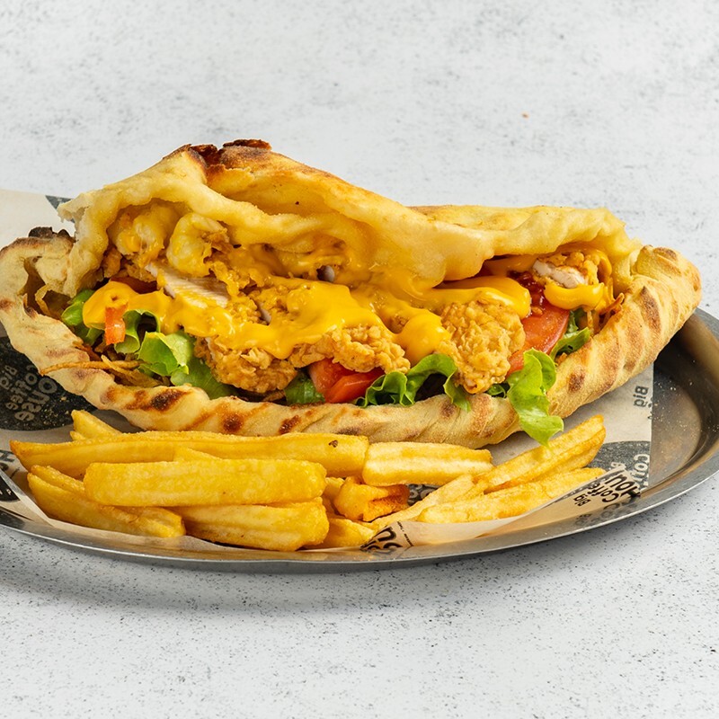 Çıtır Tavuklu Panzerotti (1223,88 KCal)