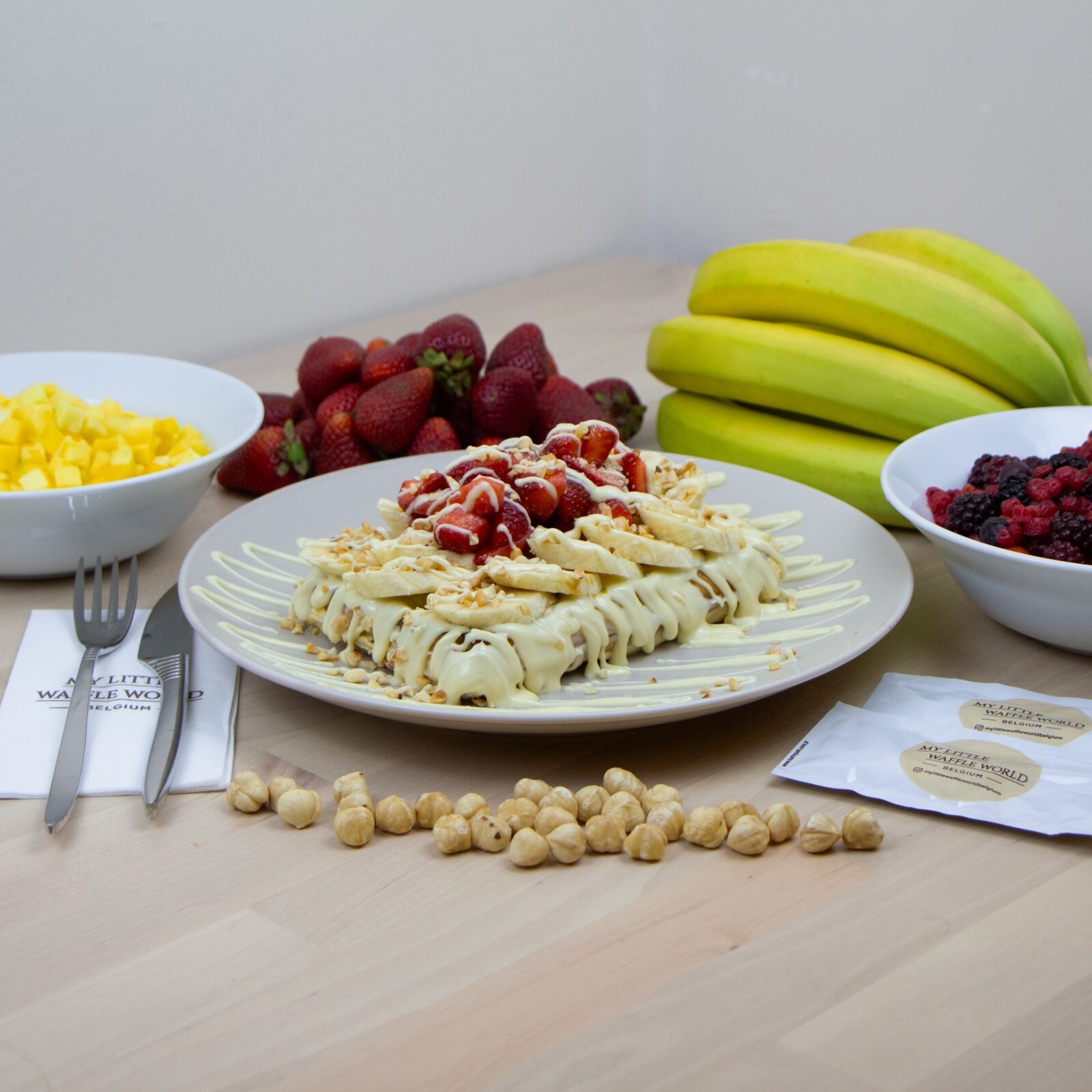 White Chocolatte Waffle Büyük Hamur
