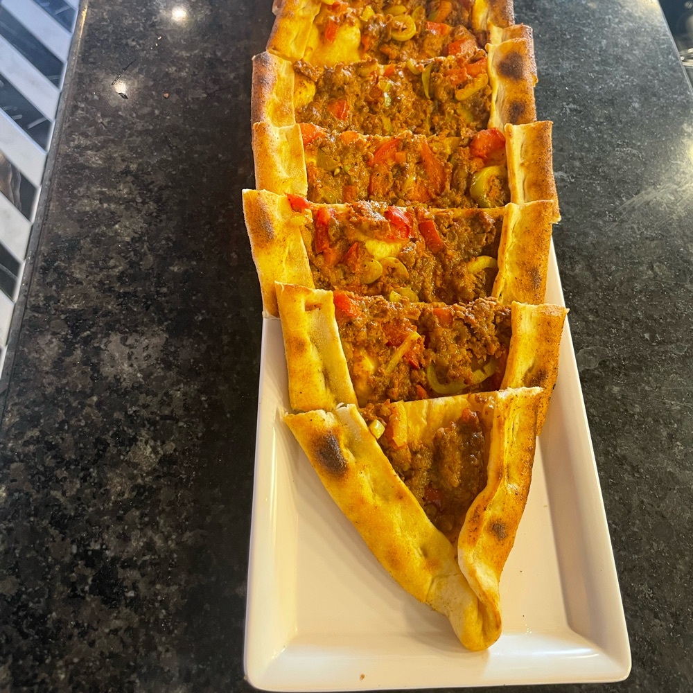 Kıymalı Pide
