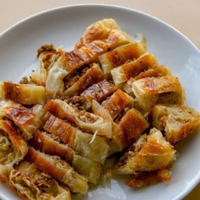 Kıymalı Kol Böreği (500 gr.)