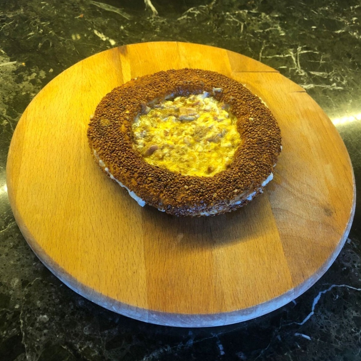 Kavurmalı Atom Simit