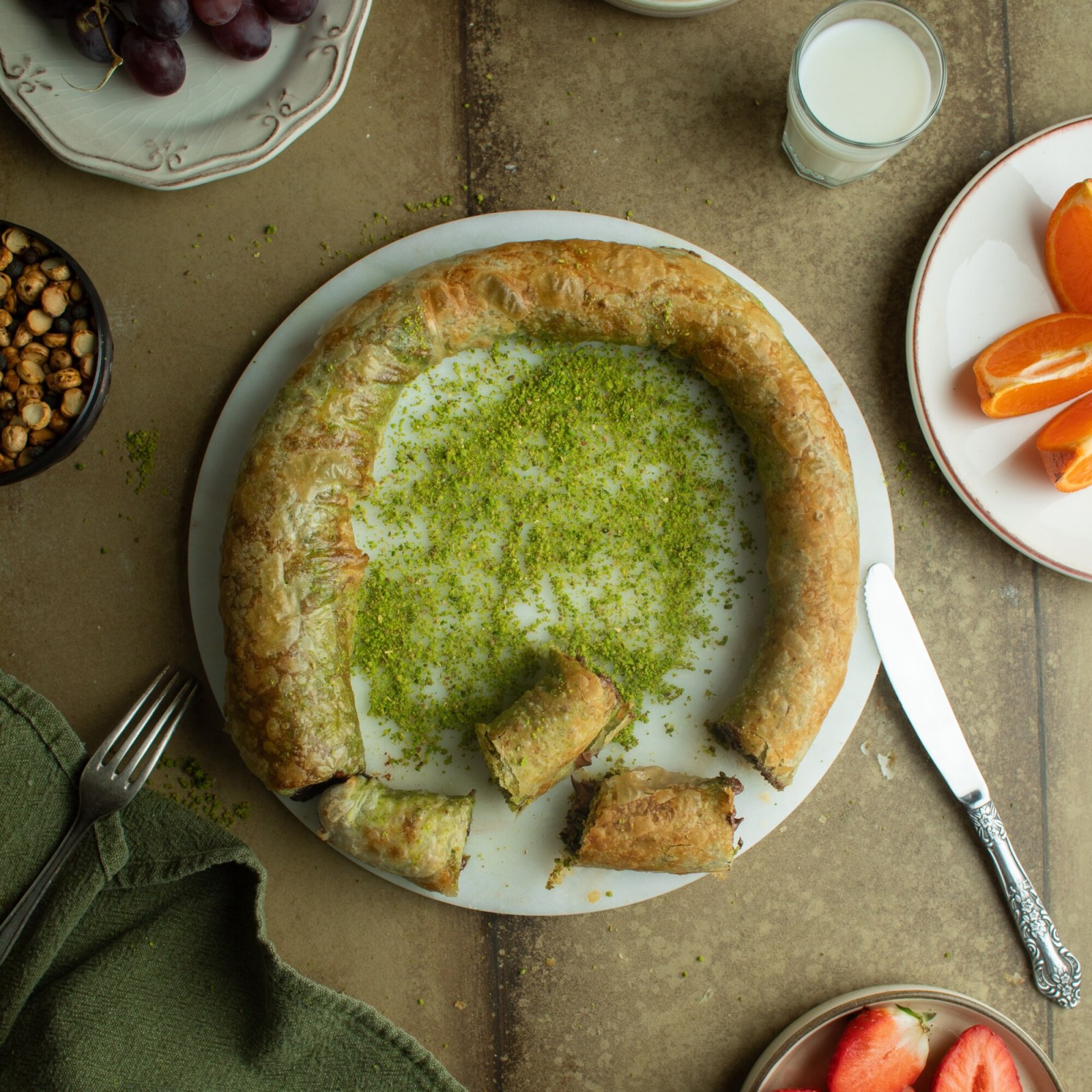 Çikolatalı Simit Katmer