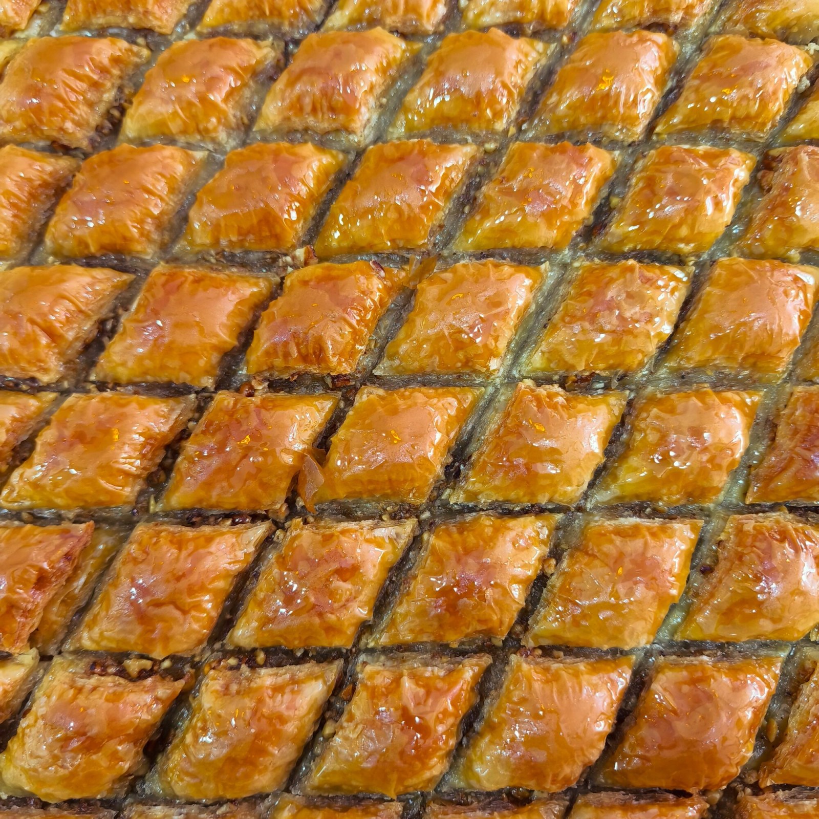 Cevizli Ev Baklavası ( 250 GRAM )