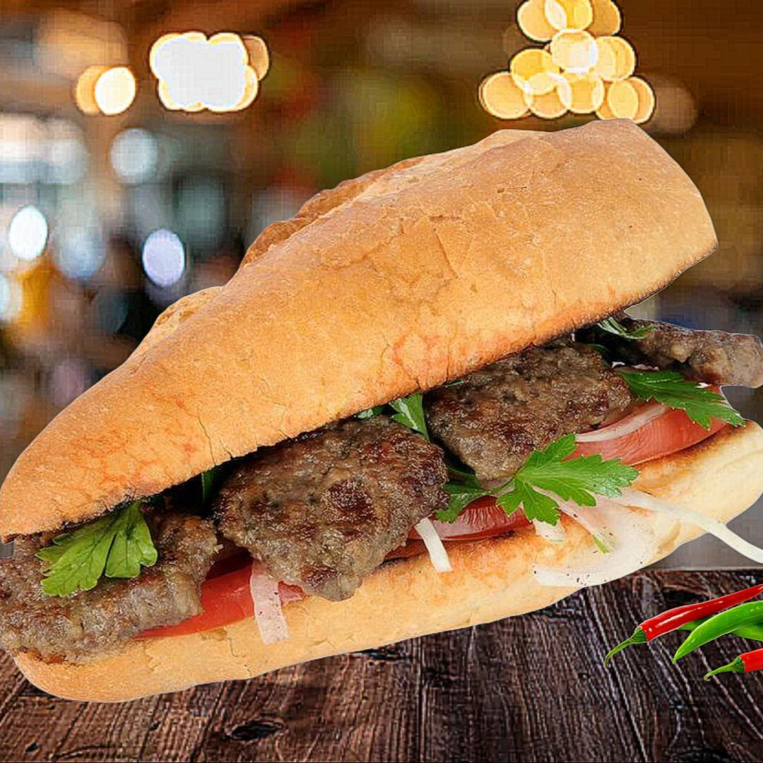 3 Çeyrek Köfte Ekmek