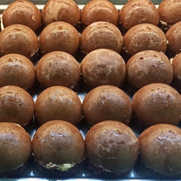 Çikolata Şelalesi (1 kg)-(Tahmini 16-18 Adet)