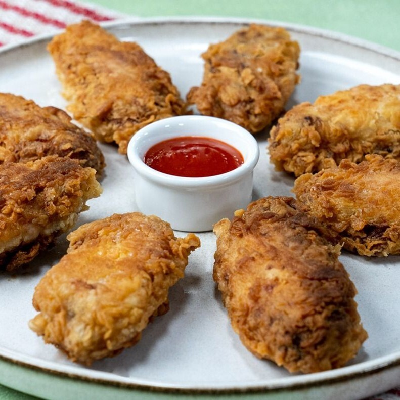 Soslu Tombik Kanat