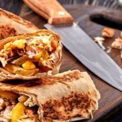 Garlic Sarımsak Soslu Dön Dön VIP Tavuk Döner Dürüm (70 Gr)