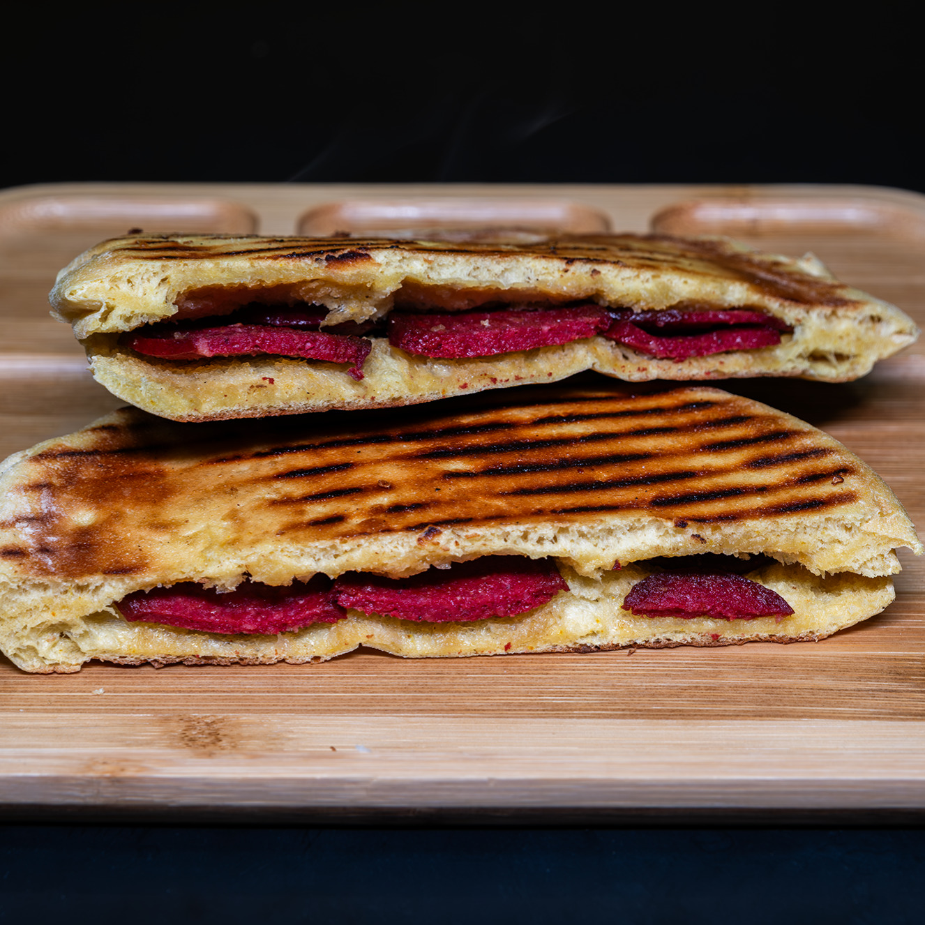 BAZLAMA SUCUKLU TOST